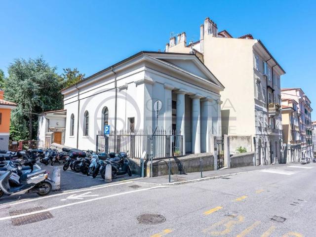 Appartamento in vendita a Trieste via San Michele, 11, Città Vecchia