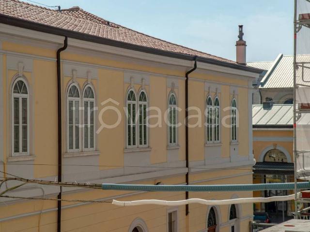 Appartamento in vendita a Trieste via Udine, 22, Roiano