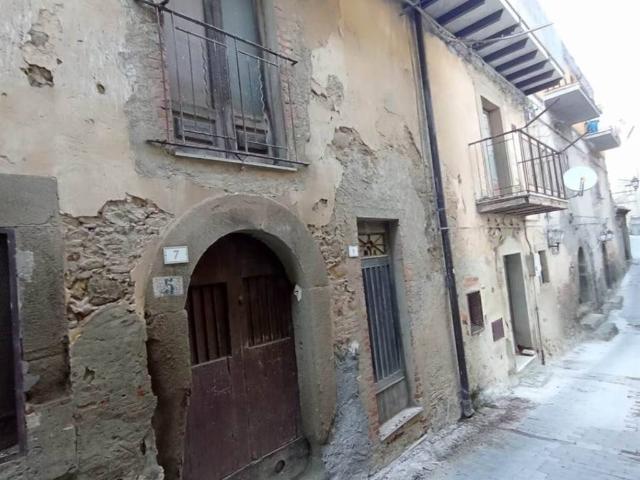 Casa indipendente in vendita a Troina EN