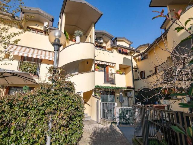 Appartamento in vendita a Truccazzano MI