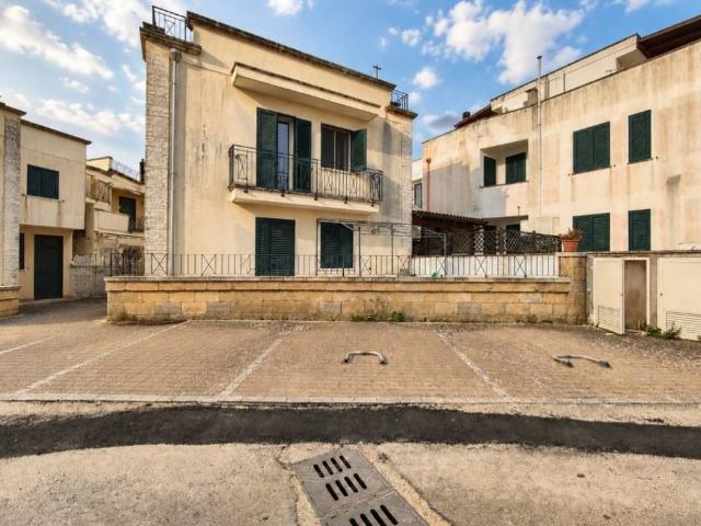 Appartamento in vendita a Uggiano la Chiesa LE