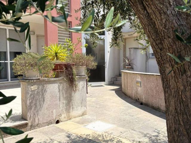 Appartamento in vendita a Uggiano la Chiesa LE