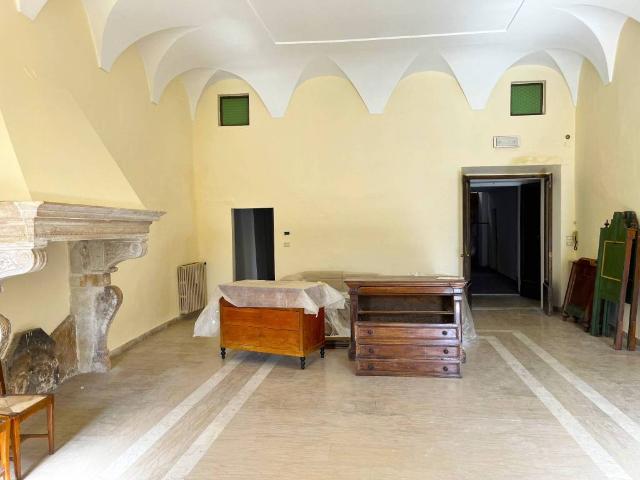 Appartamento in vendita a Urbino PU