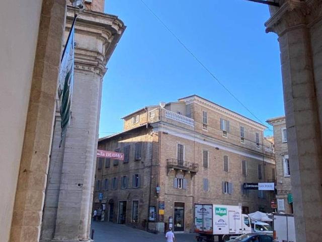 Appartamento in vendita a Urbino PU