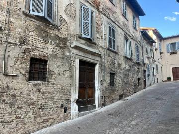 Appartamento in vendita a Urbino PU
