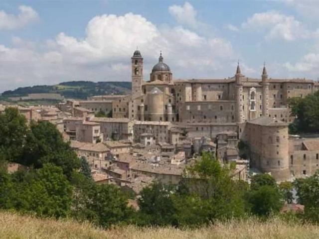 Appartamento in vendita a Urbino PU
