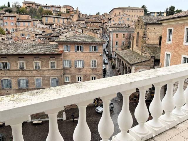 Appartamento in vendita a Urbino PU