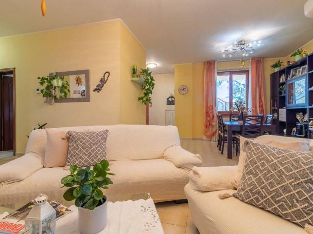 Appartamento in vendita a Urbino PU
