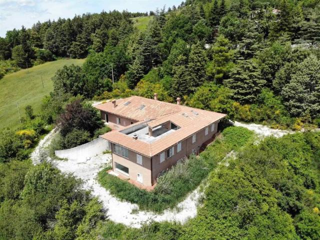 Appartamento in vendita a Urbino PU