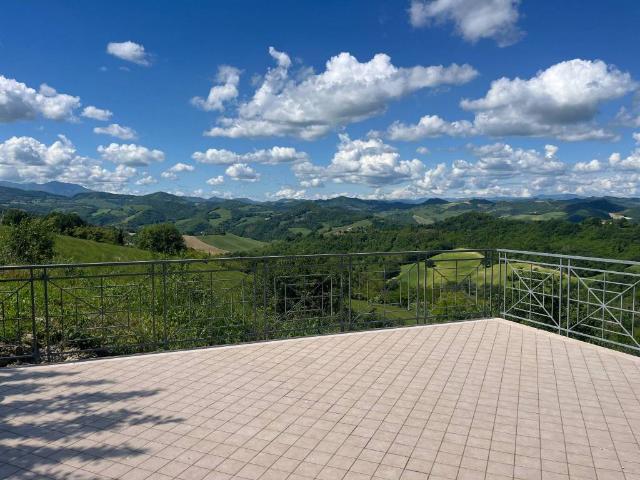 Appartamento in vendita a Urbino PU