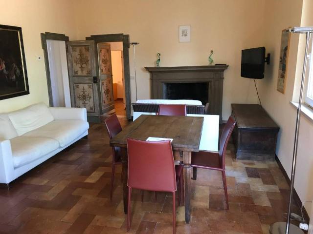 Appartamento in vendita a Urbino PU