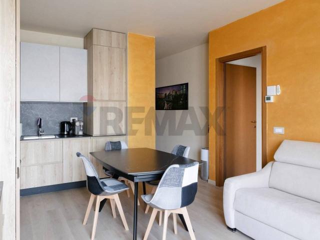 Appartamento in vendita a Usmate Velate