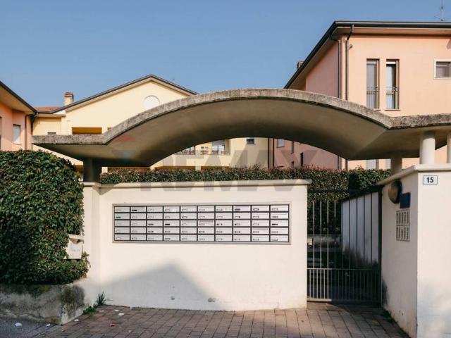 Appartamento in vendita a Usmate Velate MB