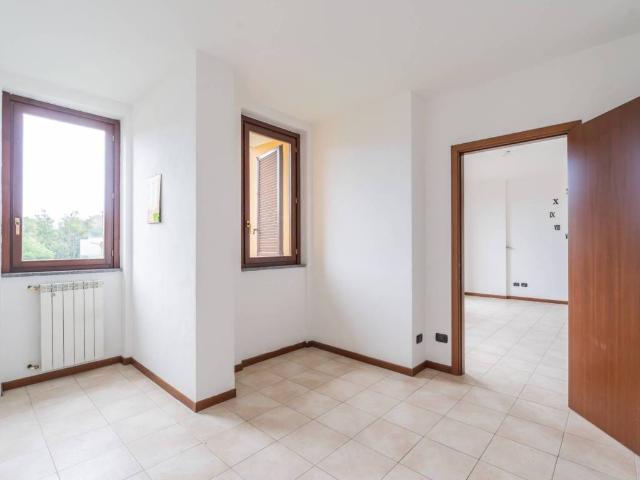 Appartamento in vendita a Usmate Velate MB