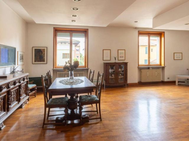 Appartamento in vendita a Usmate Velate MB