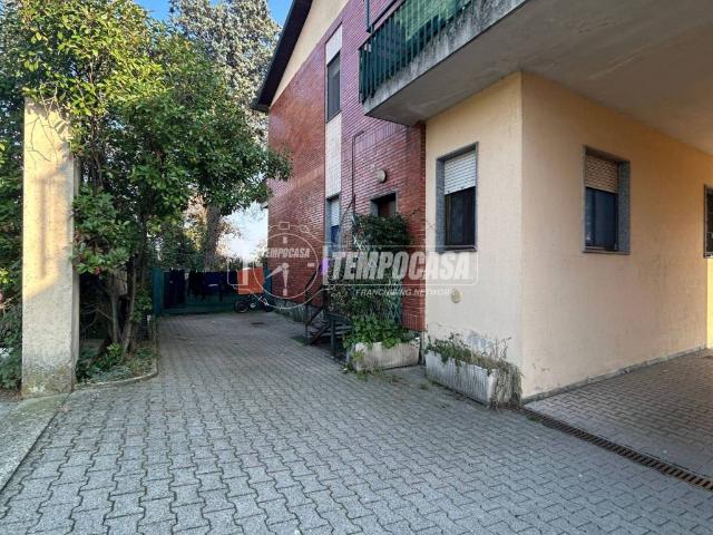 Appartamento in vendita a Usmate Velate MB