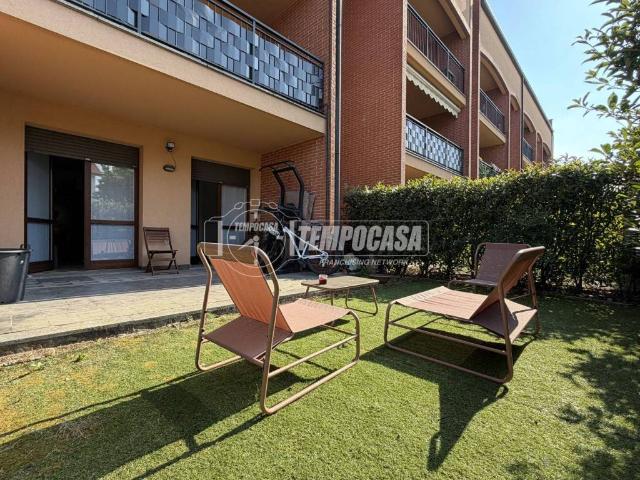 Appartamento in vendita a Usmate Velate MB