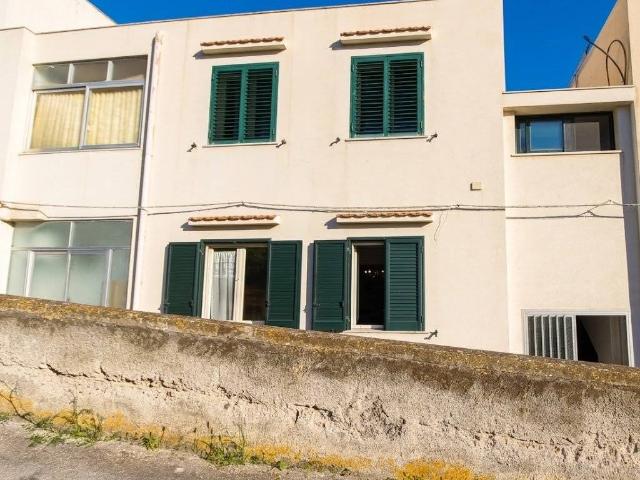 Appartamento in vendita a Ustica PA