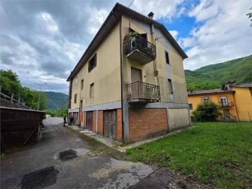 Appartamento in vendita a Vagli Sotto LU