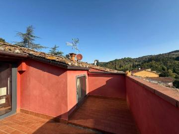 Appartamento in vendita a Vaglia FI