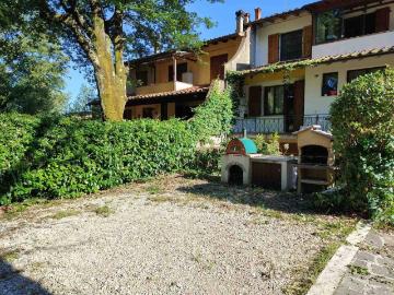 Appartamento in vendita a Vaglia FI