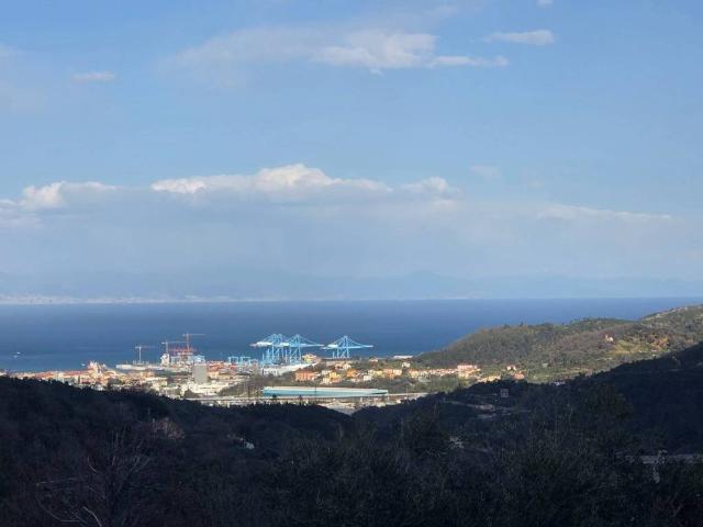 Appartamento in vendita a Vado Ligure SV