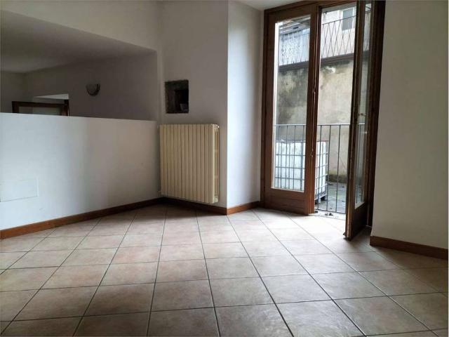 Appartamento in vendita a Val Brembilla BG