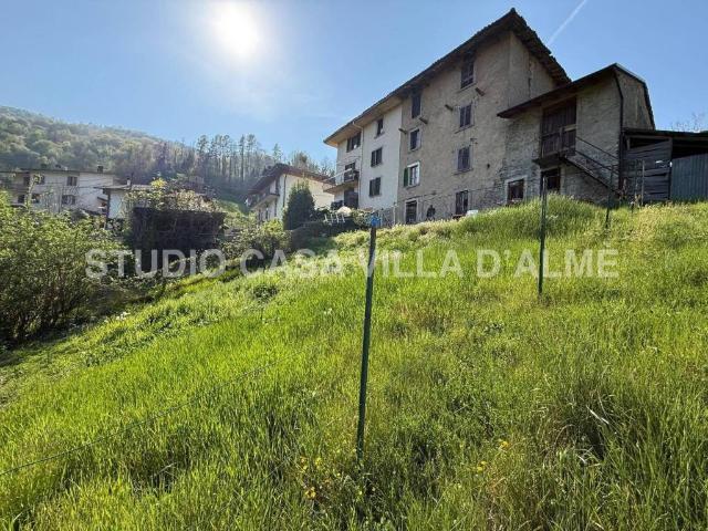 Appartamento in vendita a Val Brembilla BG
