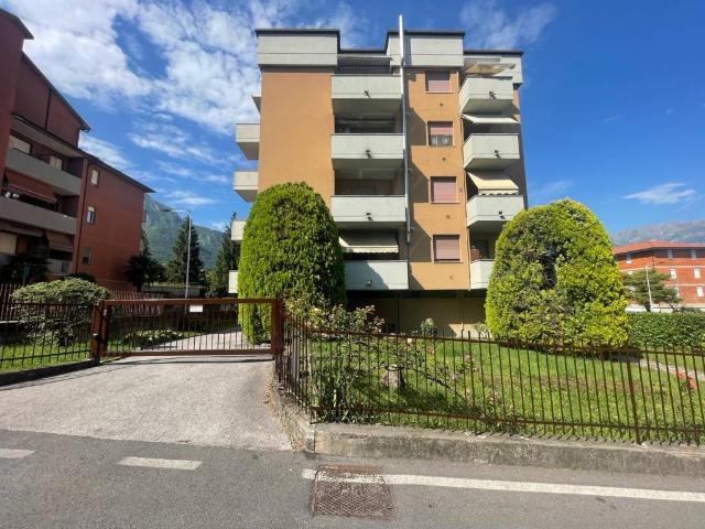Appartamento in vendita a Valmadrera LC