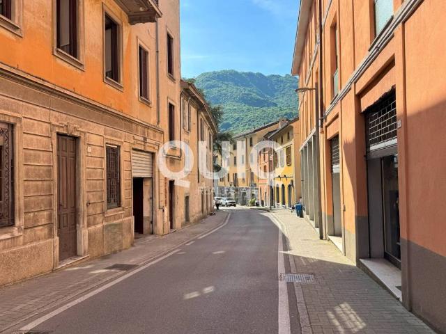 Appartamento in vendita a Valmadrera LC