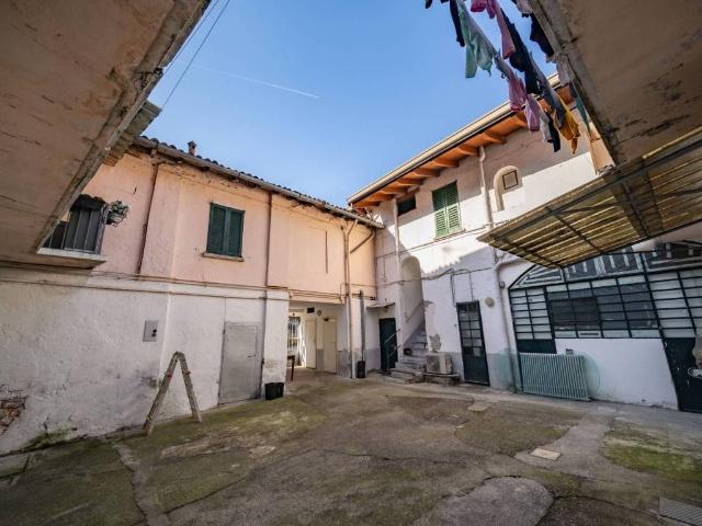Casa indipendente in vendita a Valmadrera LC