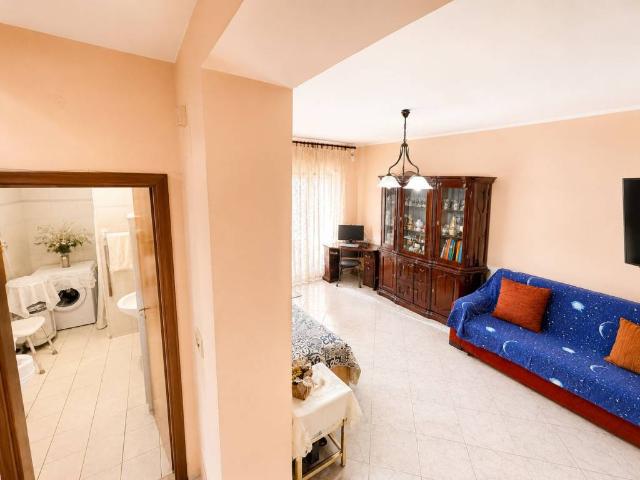 Casa indipendente in vendita a Valmontone RM