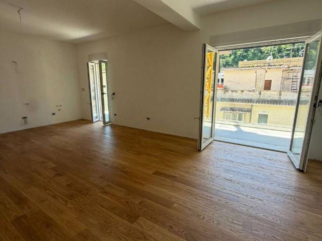 Appartamento in vendita a Valmontone RM