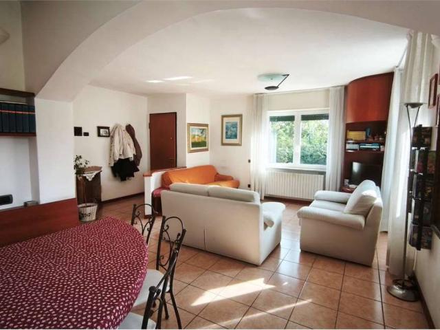 Appartamento in vendita a Valmorea CO