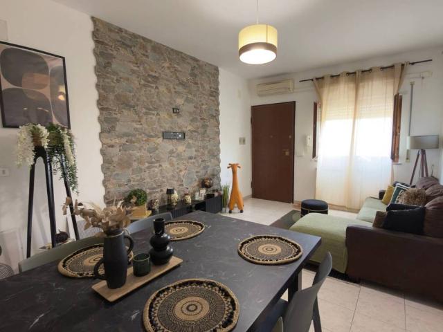 Appartamento in vendita a Valdina ME