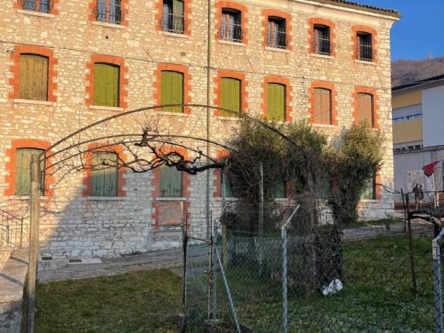 Appartamento in vendita a Valdobbiadene TV