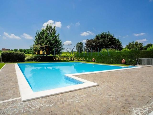Appartamento in vendita a Valeggio sul Mincio, Generica