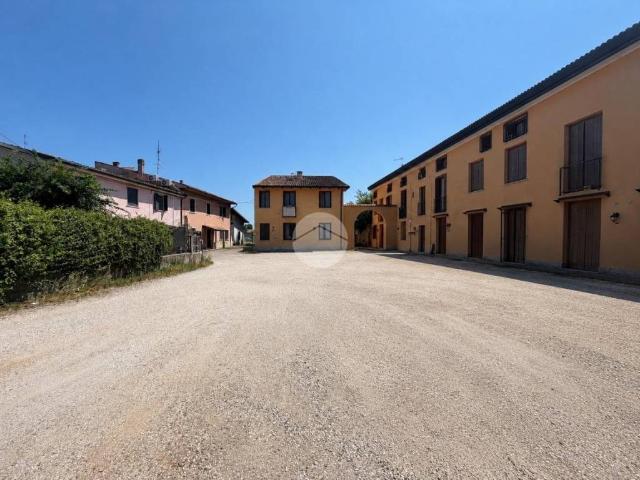 Appartamento in vendita a Valeggio sul Mincio VR