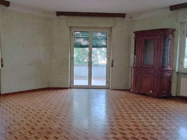 Appartamento in vendita a Valenza AL
