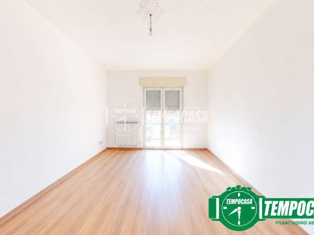 Appartamento in vendita a Valenza AL