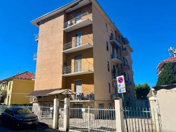 Appartamento in vendita a Valenza AL