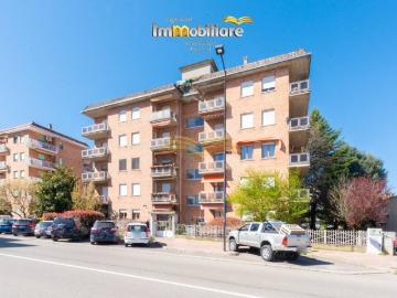 Appartamento in vendita a Valenza AL
