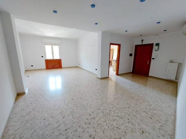Appartamento in vendita a Valenzano BA
