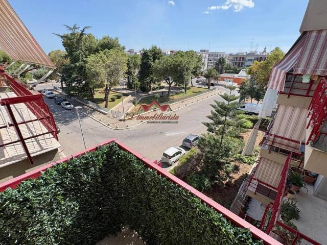 Appartamento in vendita a Valenzano BA