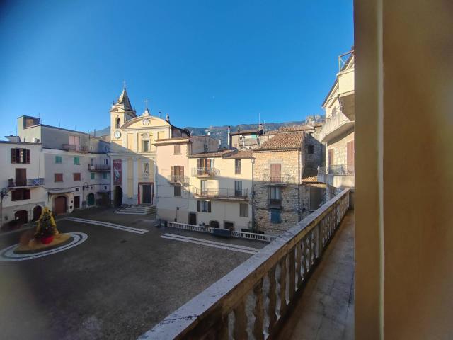 Appartamento in vendita a Vallecorsa