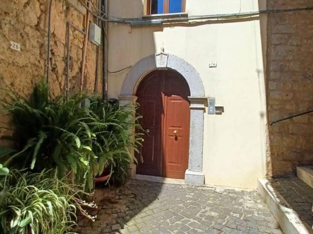 Appartamento in vendita a Vallecorsa FR