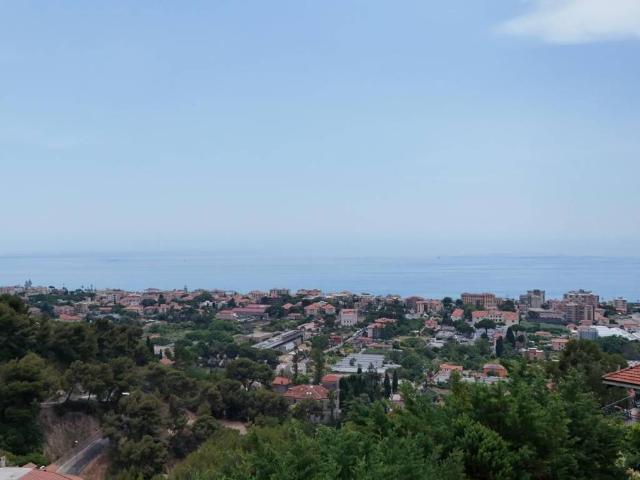 Appartamento in vendita a Vallecrosia IM