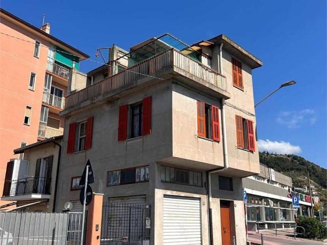 Appartamento in vendita a Vallecrosia IM
