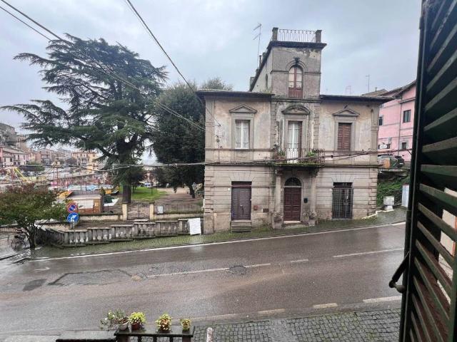 Appartamento in vendita a Vallerano VT