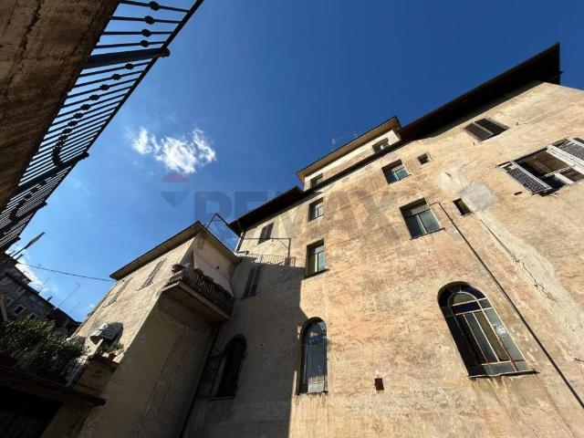 Appartamento in vendita a Vallerano VT